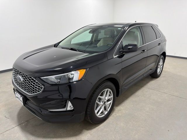 2024 Ford Edge SEL Pine River MN