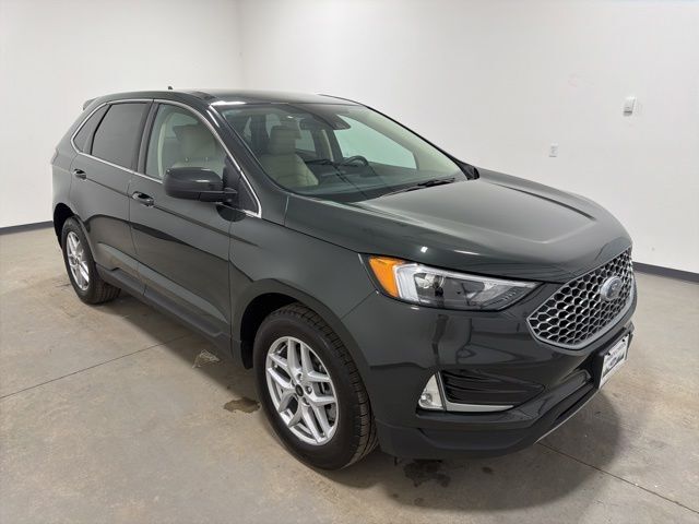 2024 Ford Edge SEL Pine River MN