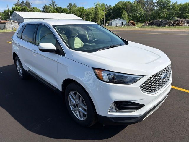 2024 Ford Edge SEL Pine River MN