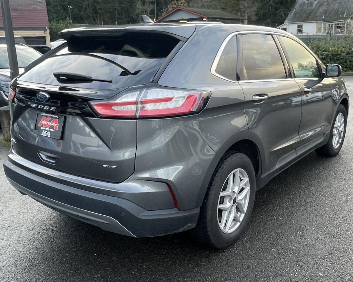 2024 Ford Edge SEL Sport Utility 4D