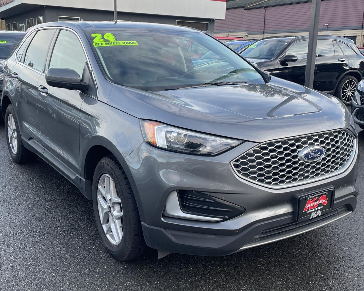 2024 Ford Edge SEL Sport Utility 4D