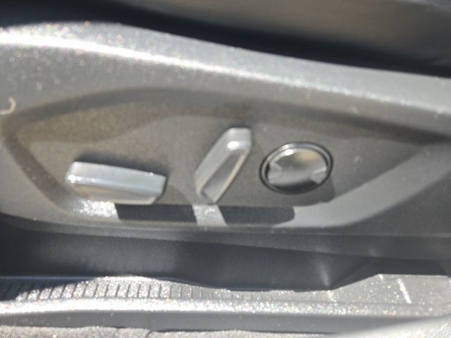 2024 Ford Edge SEL West Burlington IA