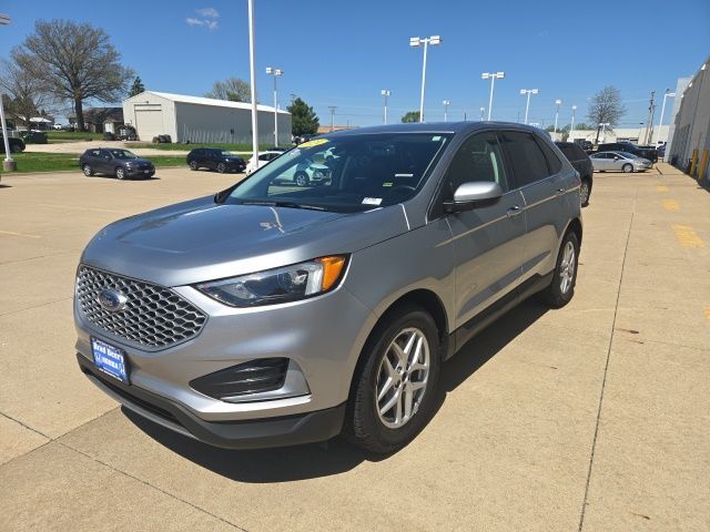 2024 Ford Edge SEL West Burlington IA