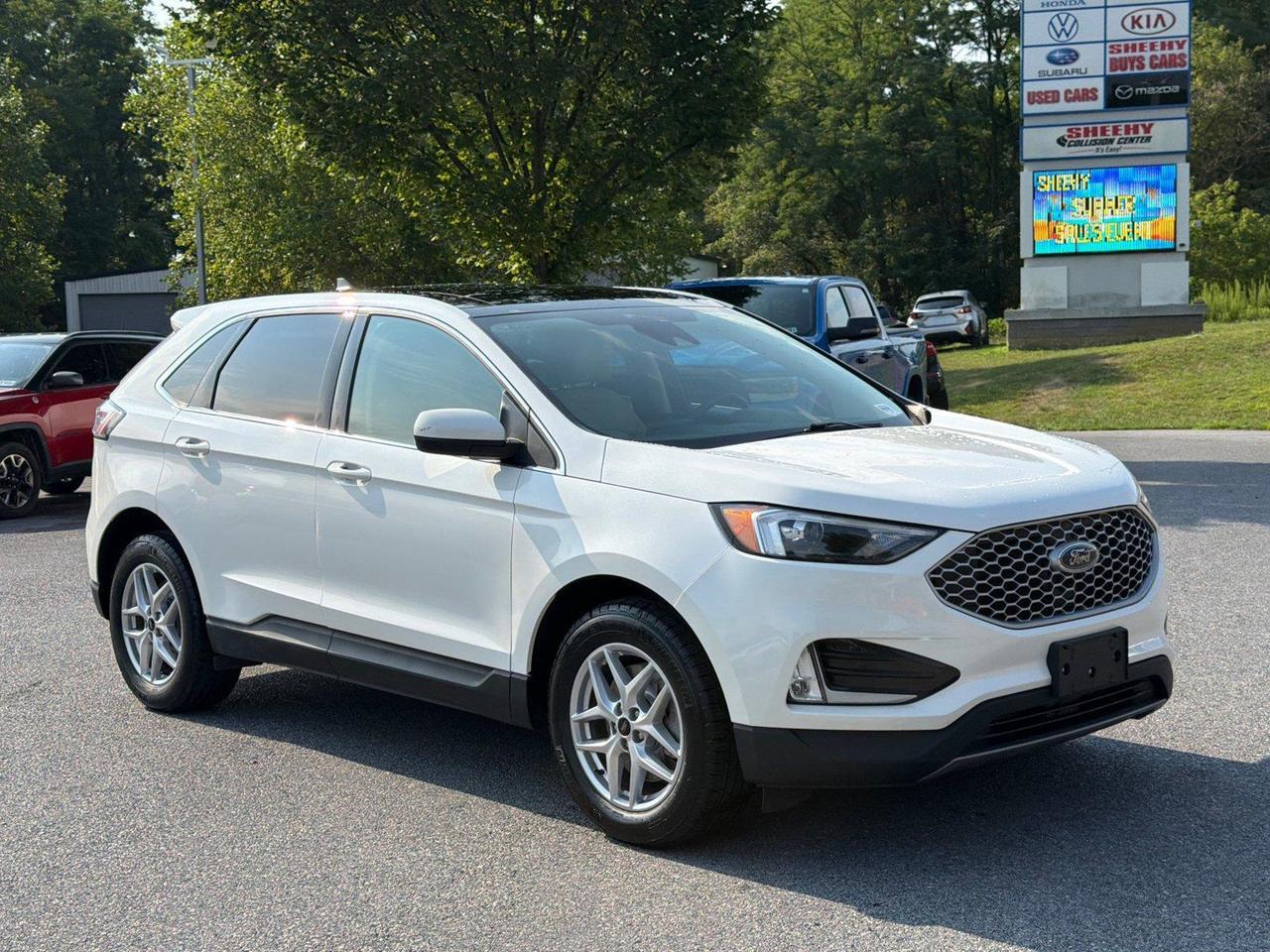 2024 Ford Edge