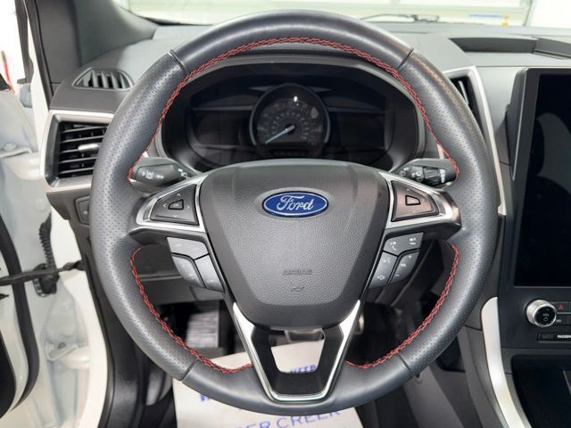 2024 Ford Edge ST Line Pine River MN