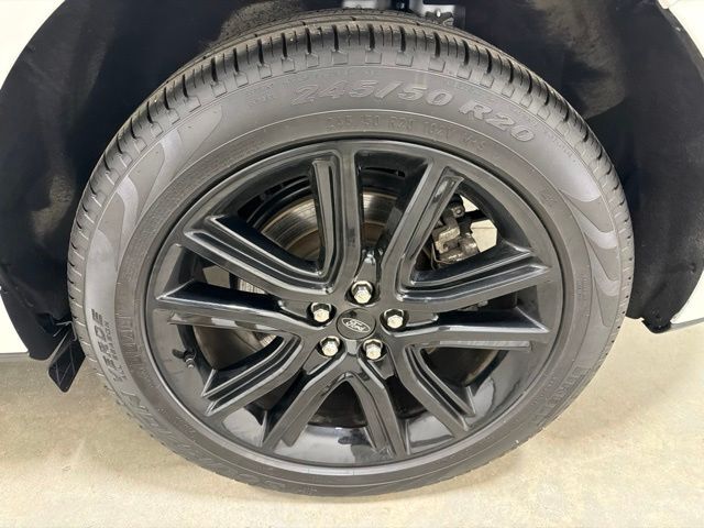 2024 Ford Edge ST Line Pine River MN