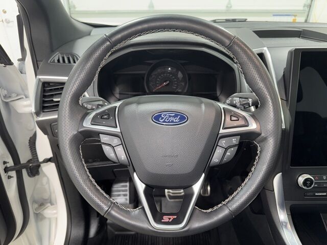 2024 Ford Edge ST Pine River MN