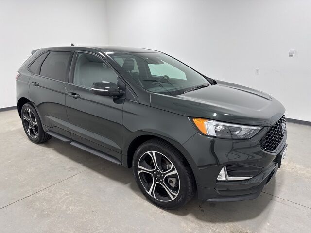 2024 Ford Edge ST Pine River MN