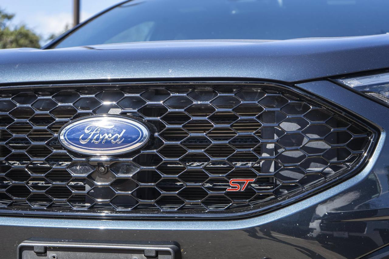2024 Ford Edge ST