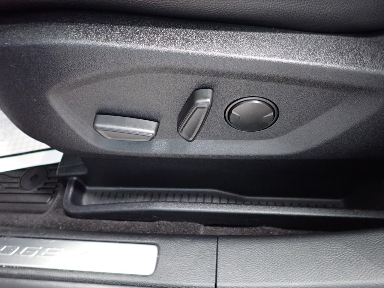 2024 Ford Edge Titanium AWD LEATHER SUNROOF Listowel ON