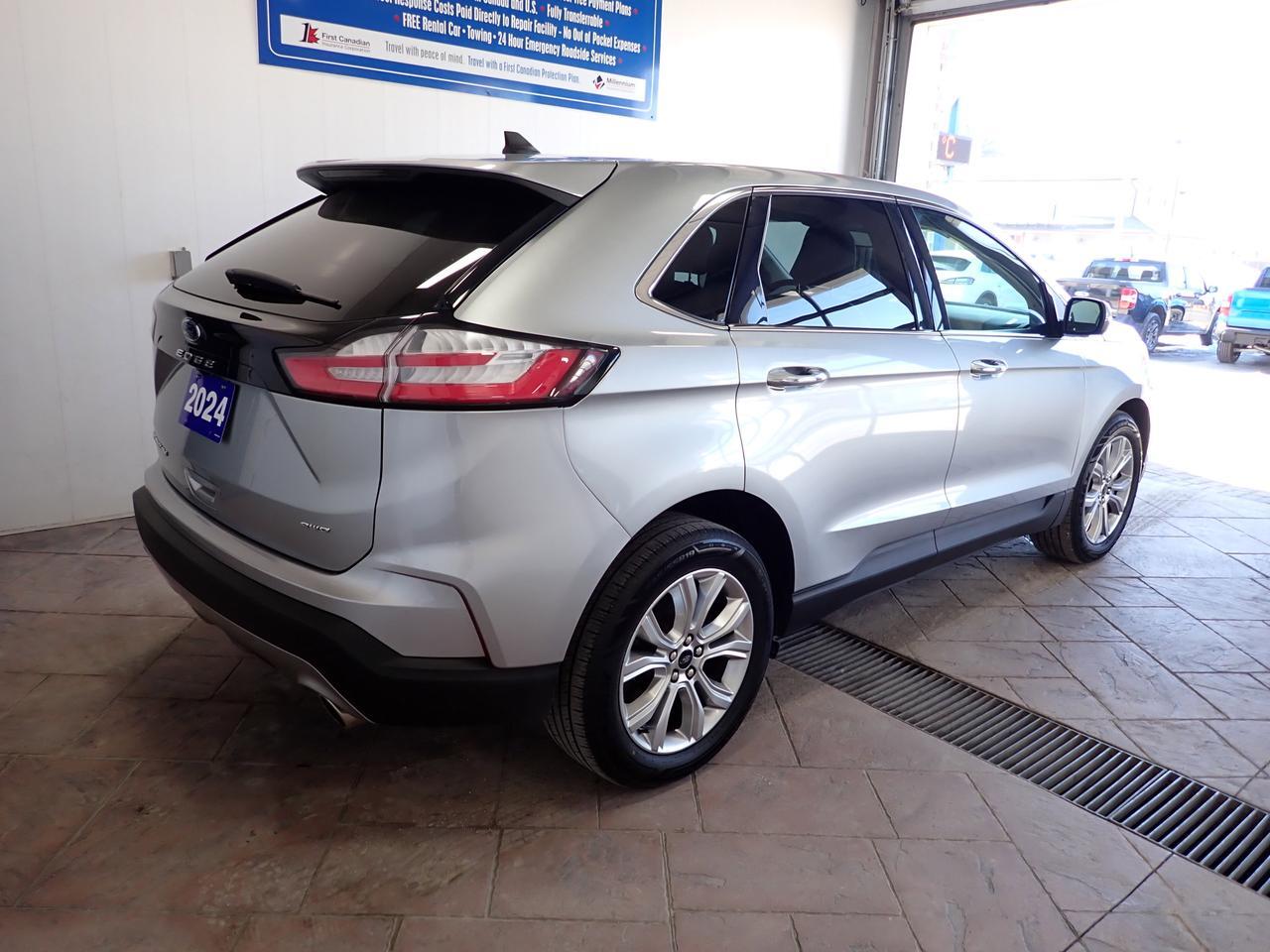 2024 Ford Edge Titanium AWD LEATHER SUNROOF Listowel ON