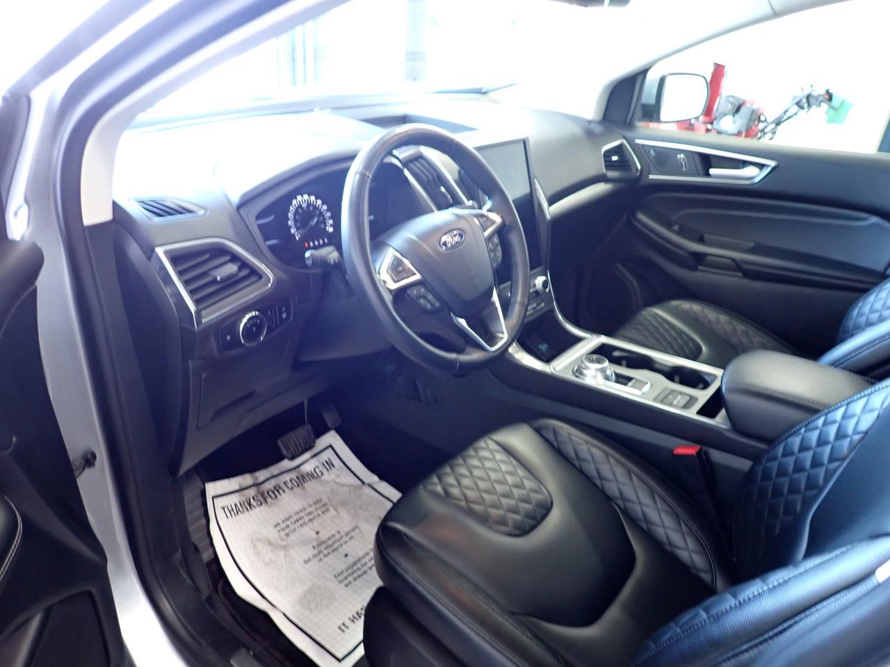 2024 Ford Edge Titanium AWD LEATHER SUNROOF Listowel ON