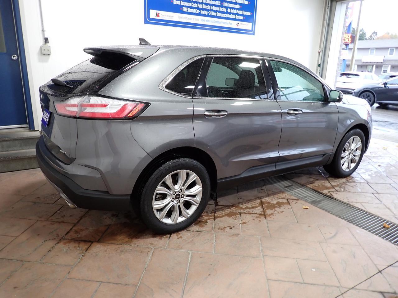 2024 Ford Edge Titanium AWD LEATHER SUNROOF Listowel ON