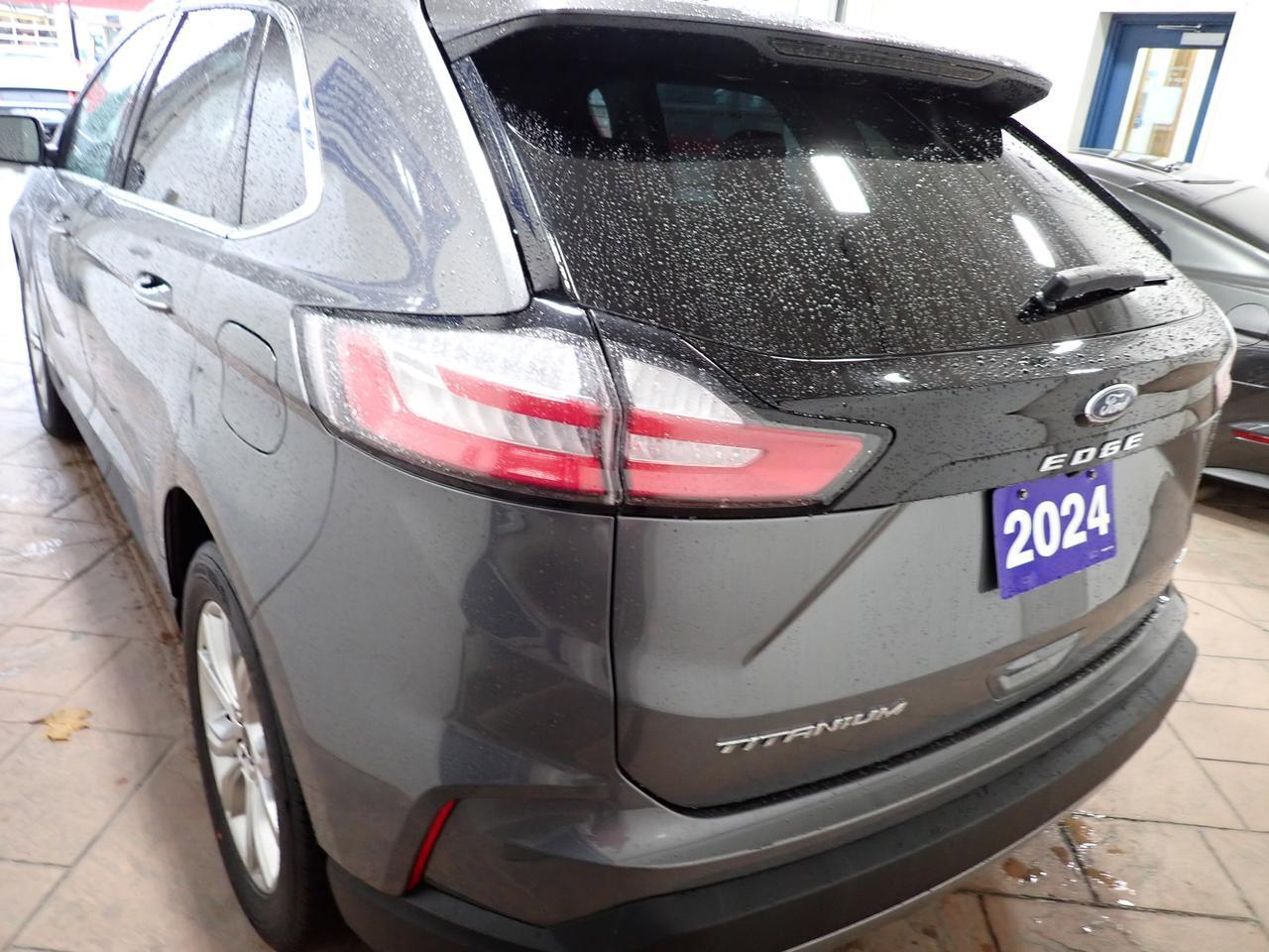 2024 Ford Edge Titanium AWD LEATHER SUNROOF Listowel ON