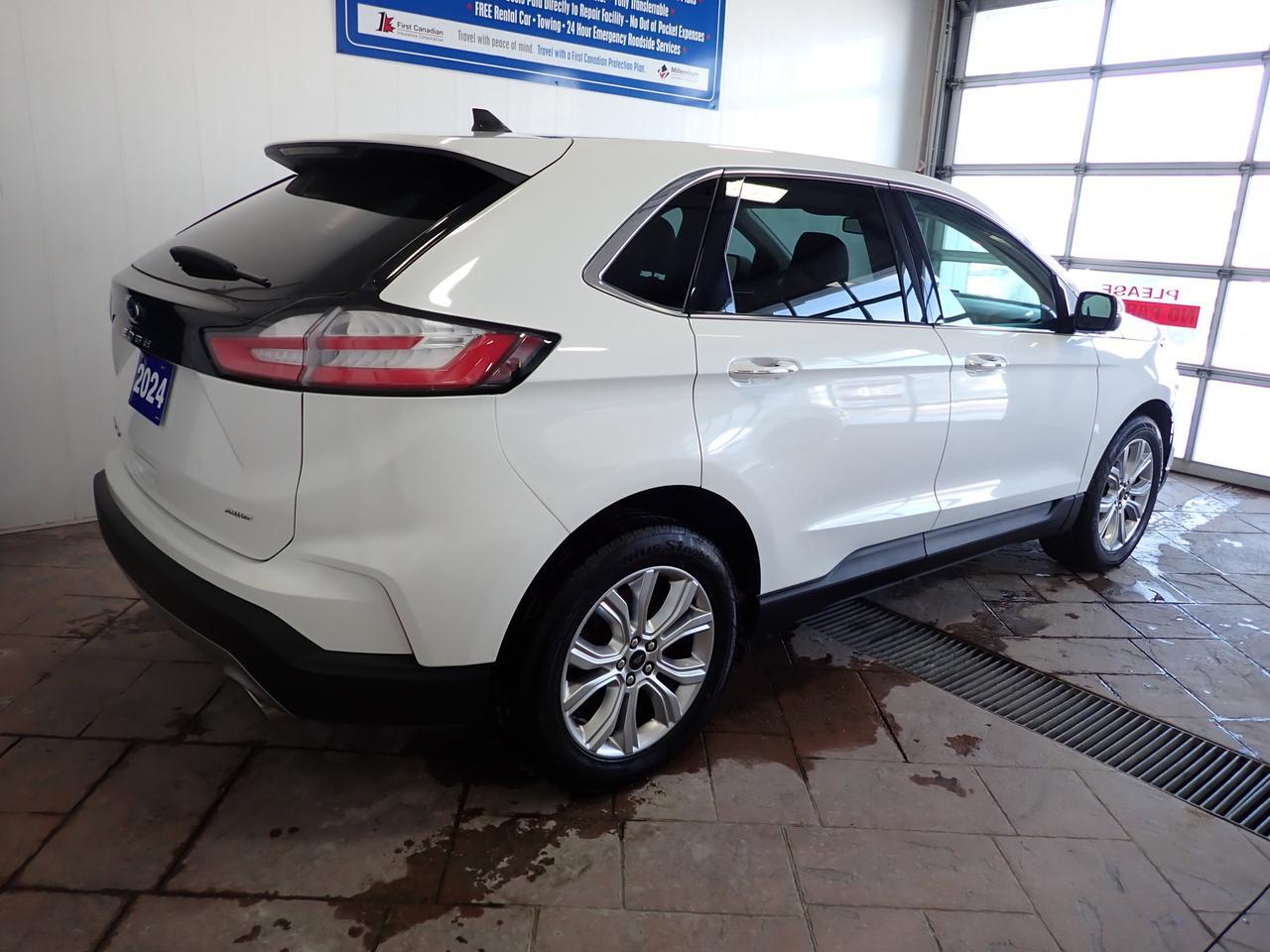 2024 Ford Edge Titanium AWD LEATHER SUNROOF Listowel ON