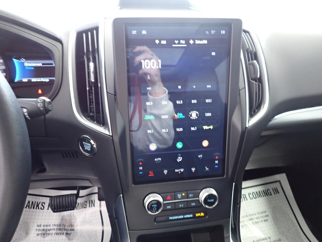 2024 Ford Edge Titanium AWD LEATHER SUNROOF Listowel ON