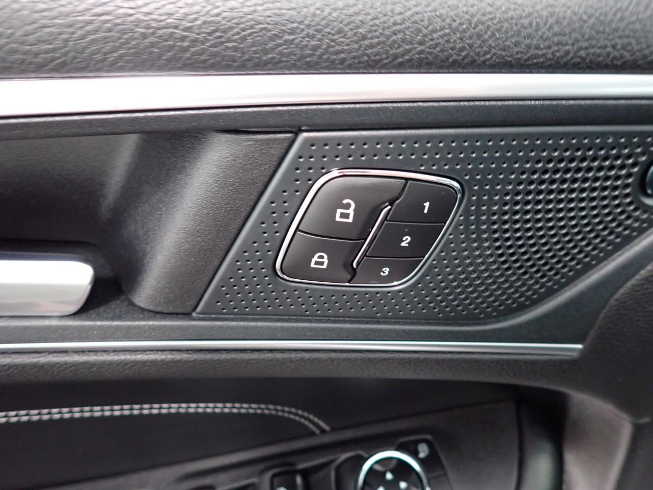 2024 Ford Edge Titanium AWD LEATHER SUNROOF Listowel ON