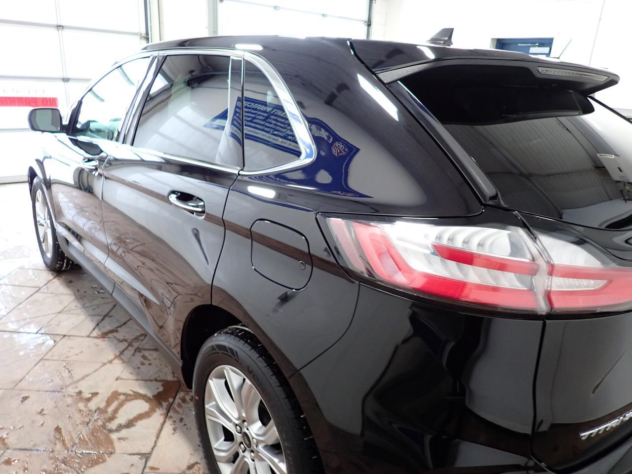 2024 Ford Edge Titanium AWD LEATHER SUNROOF Listowel ON