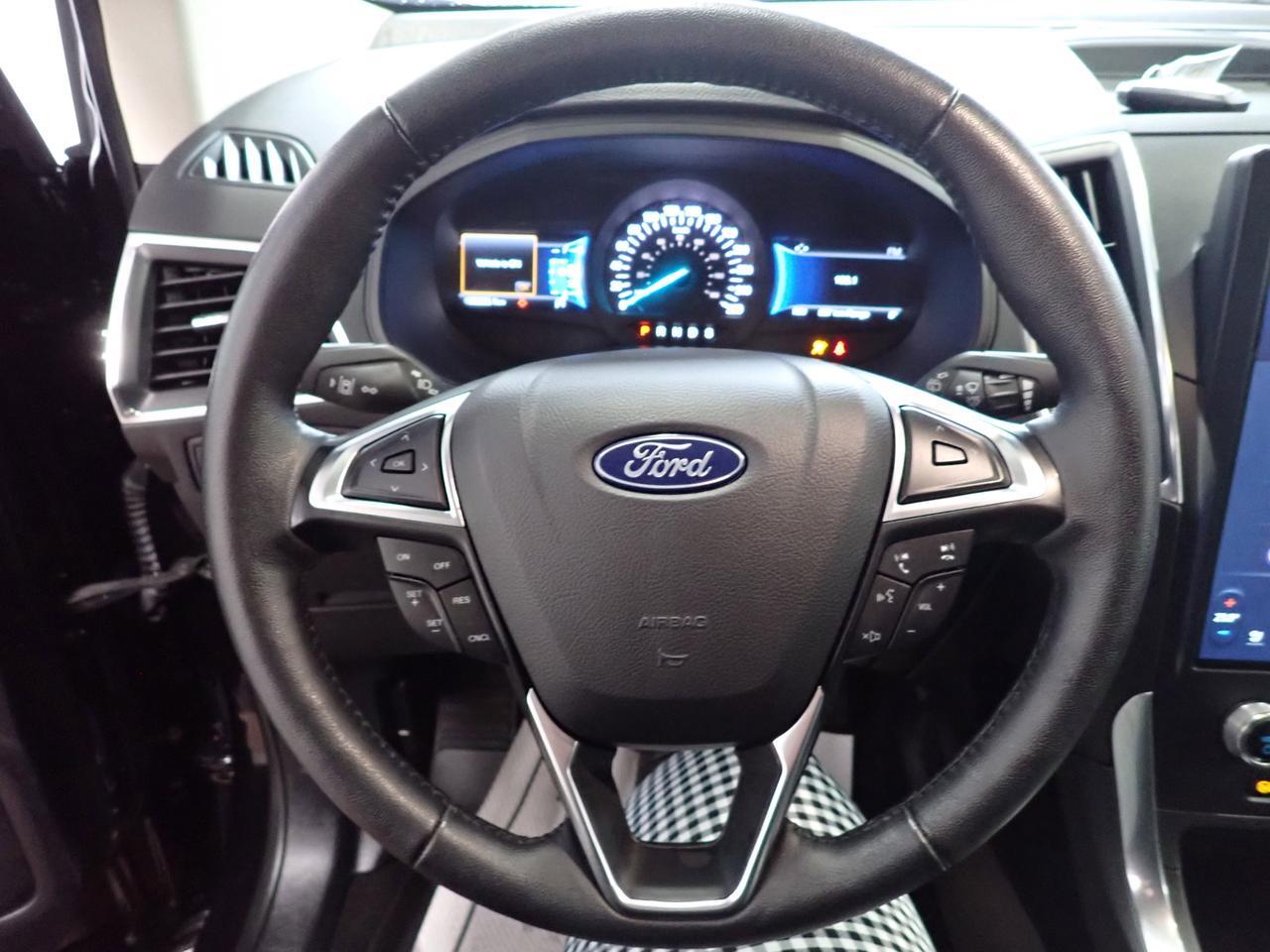 2024 Ford Edge Titanium AWD LEATHER SUNROOF Listowel ON