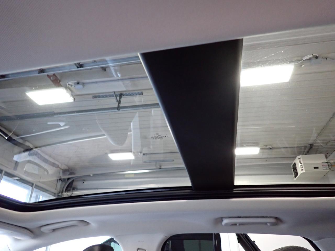 2024 Ford Edge Titanium AWD LEATHER SUNROOF Listowel ON