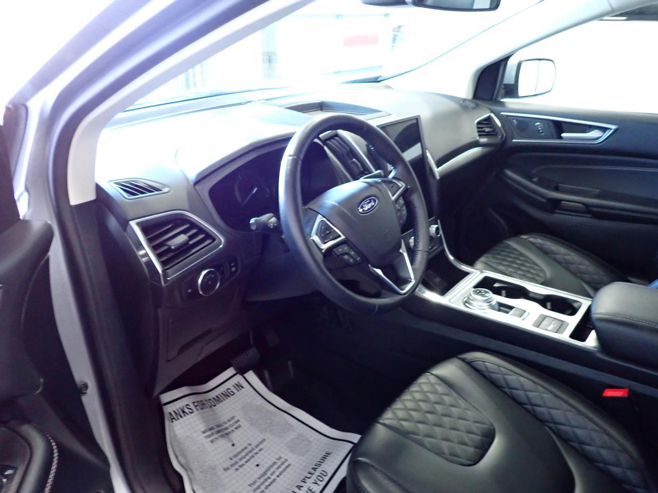 2024 Ford Edge Titanium AWD LEATHER SUNROOF Listowel ON