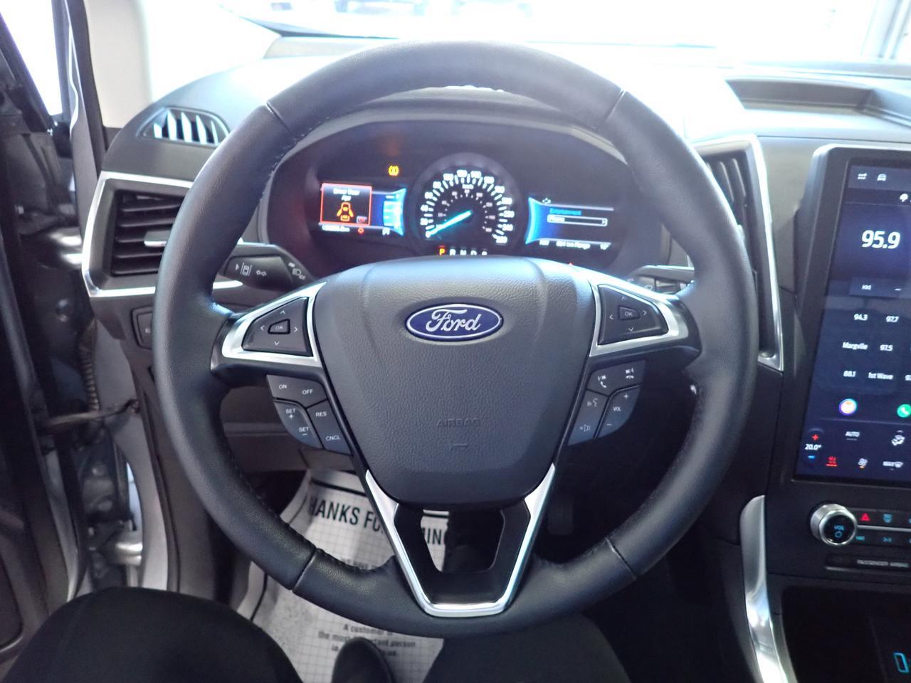 2024 Ford Edge Titanium AWD LEATHER SUNROOF Listowel ON