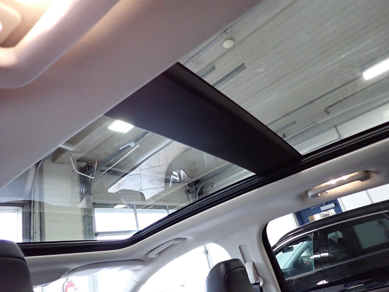2024 Ford Edge Titanium AWD LEATHER SUNROOF Listowel ON