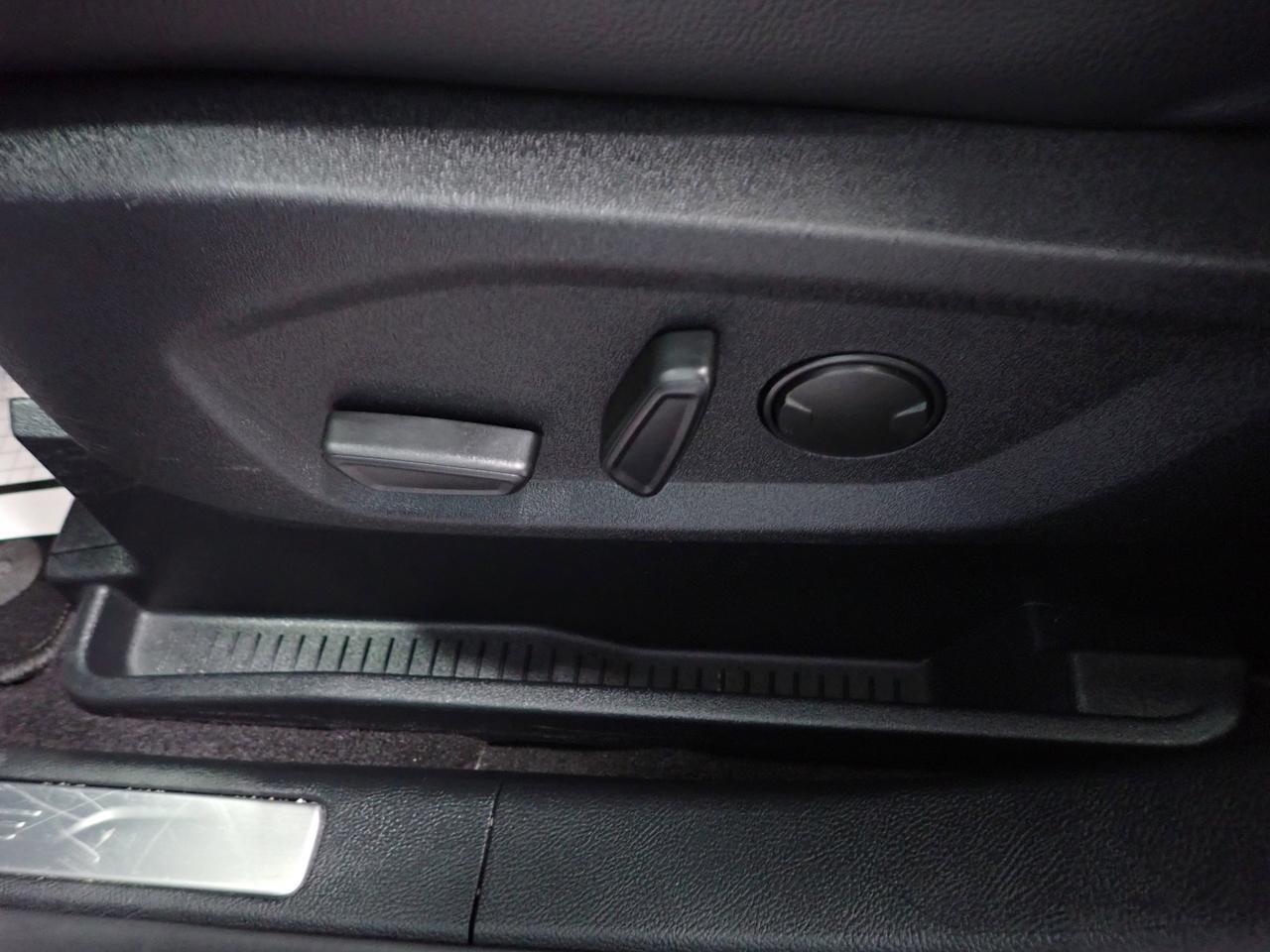 2024 Ford Edge Titanium AWD LEATHER SUNROOF Listowel ON