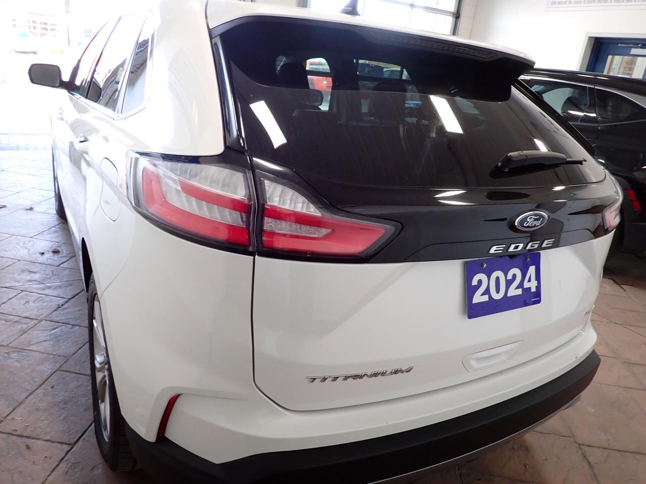 2024 Ford Edge Titanium AWD LEATHER SUNROOF Listowel ON