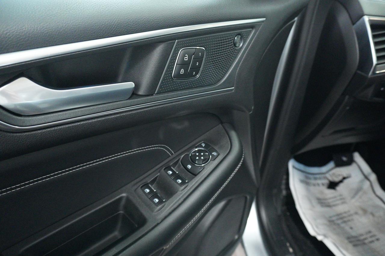 2024 Ford Edge Titanium AWD Listowel ON