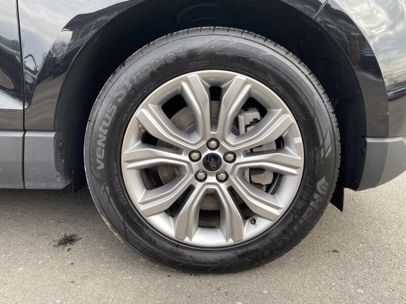 2024 Ford Edge Titanium Springfield PA