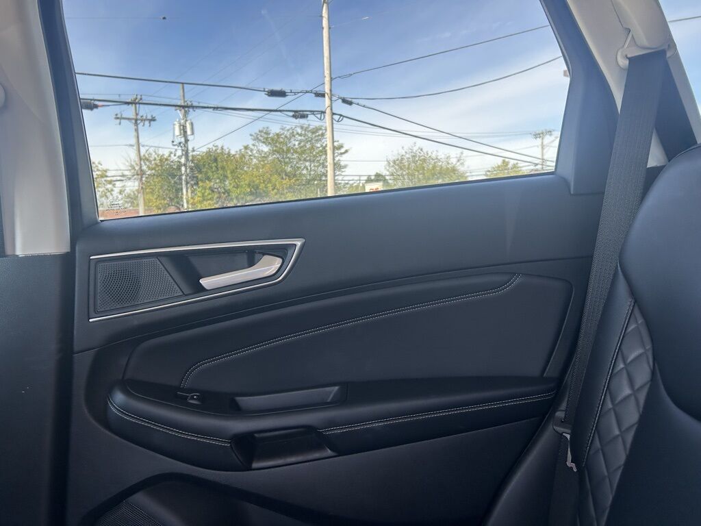 2024 Ford Edge Titanium Crestwood KY