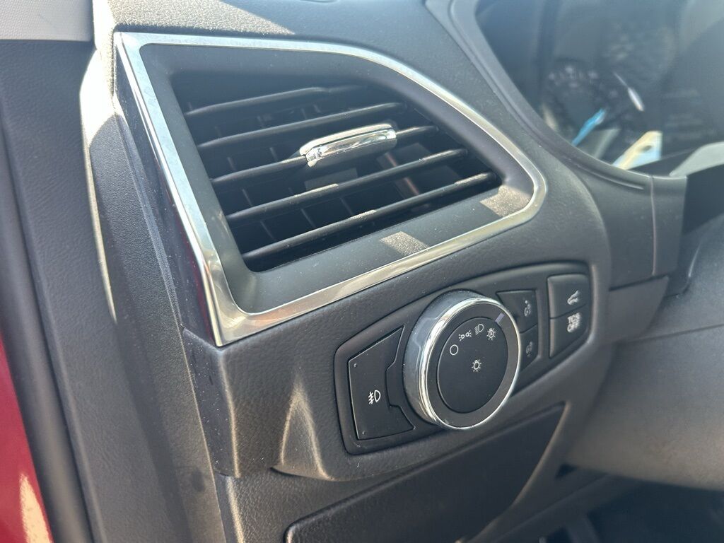 2024 Ford Edge Titanium Crestwood KY