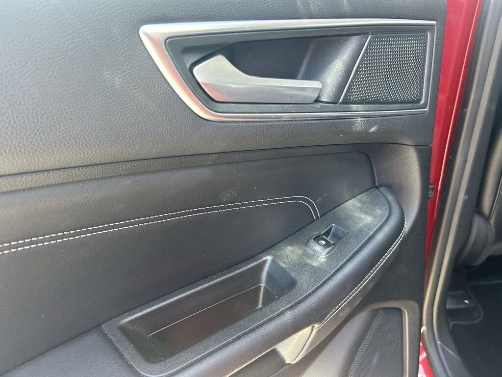 2024 Ford Edge Titanium Crestwood KY