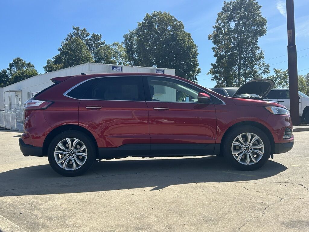 2024 Ford Edge Titanium Crestwood KY
