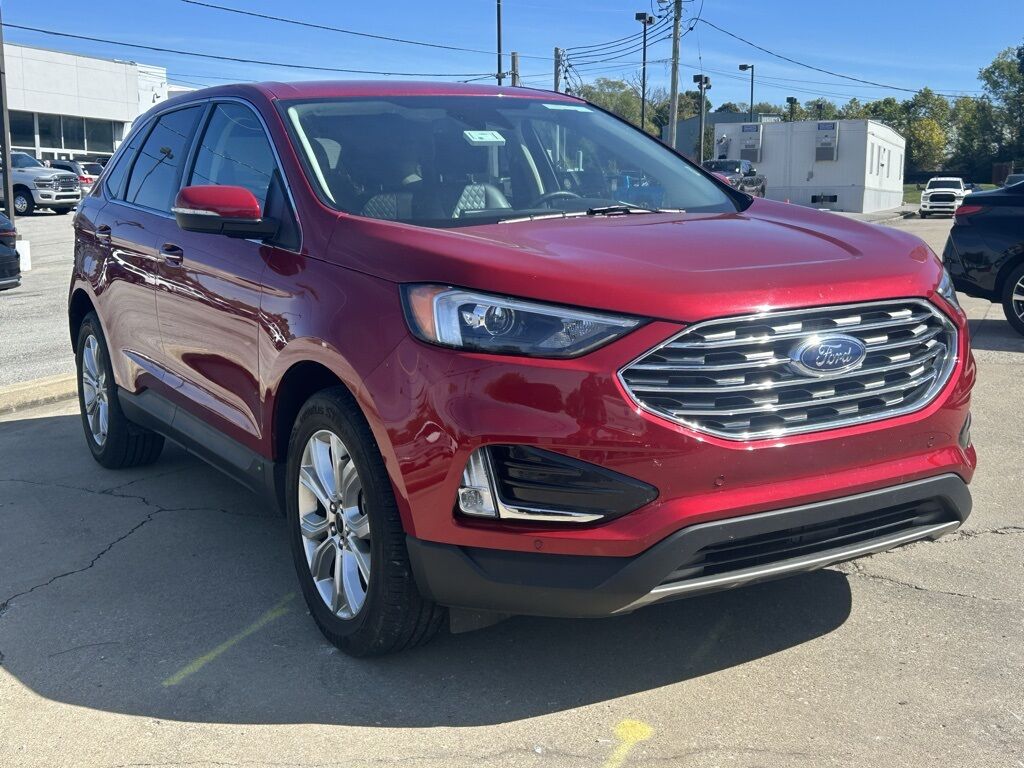 2024 Ford Edge Titanium Crestwood KY