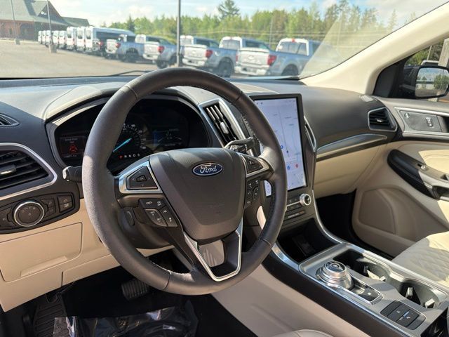 2024 Ford Edge Titanium Pine River MN