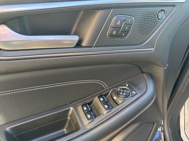 2024 Ford Edge Titanium Watertown SD