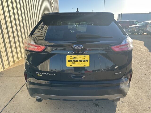 2024 Ford Edge Titanium Watertown SD