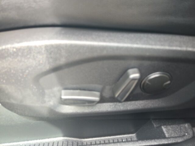 2024 Ford Edge Titanium West Burlington IA