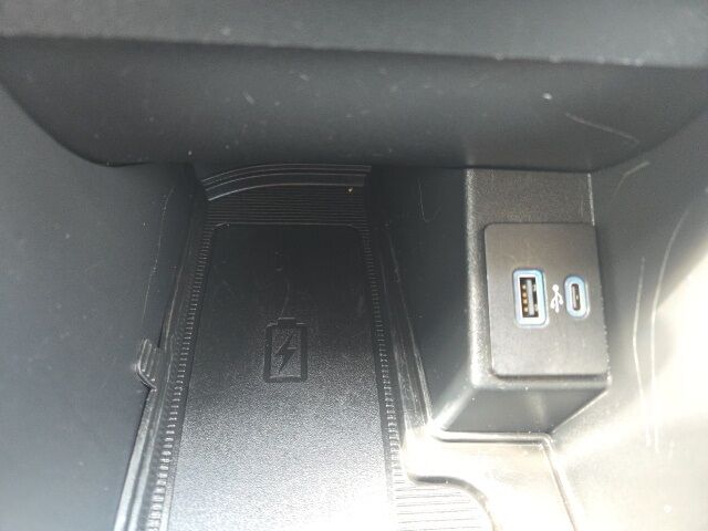 2024 Ford Edge Titanium West Burlington IA