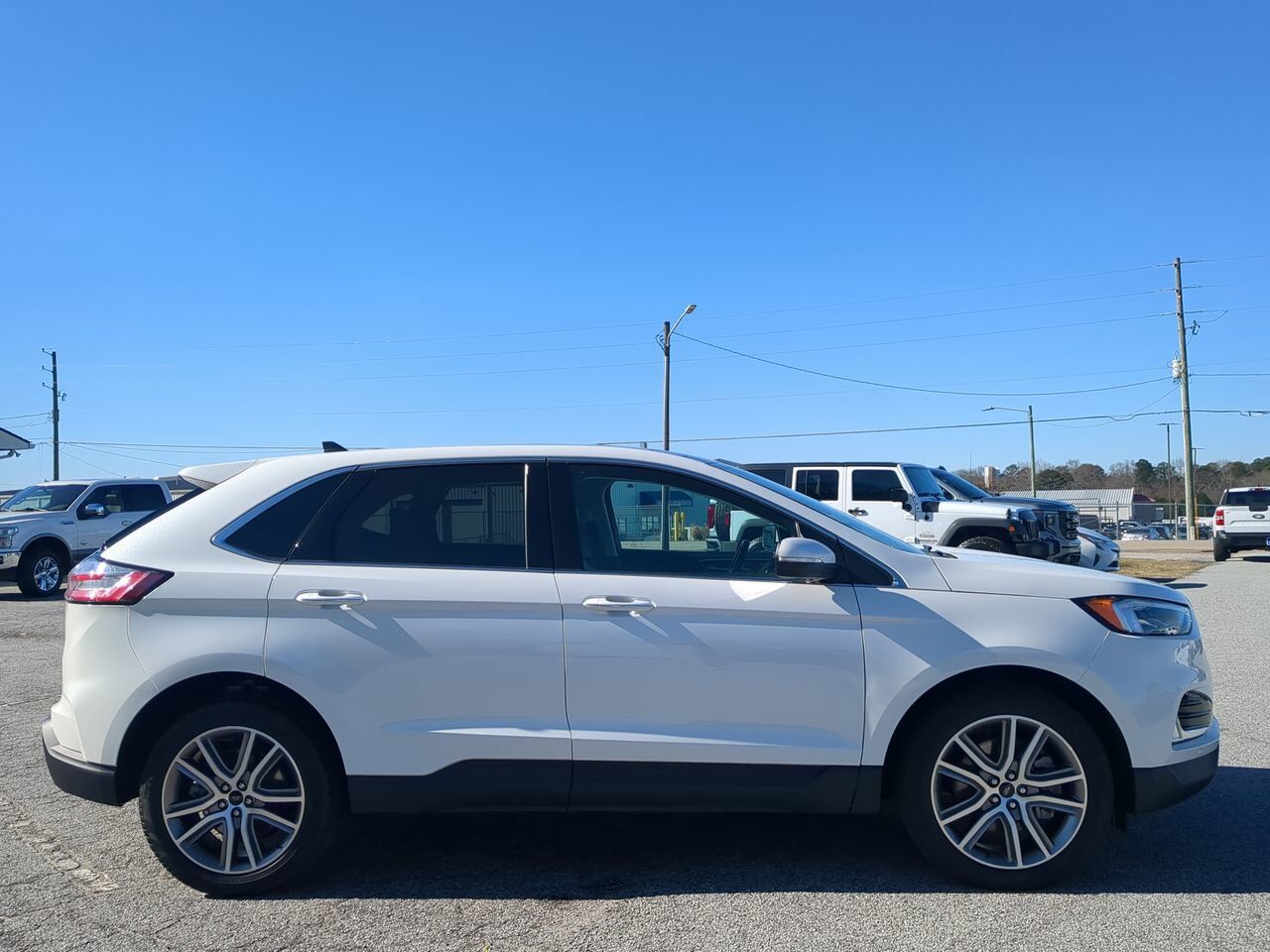2024 Ford Edge Titanium