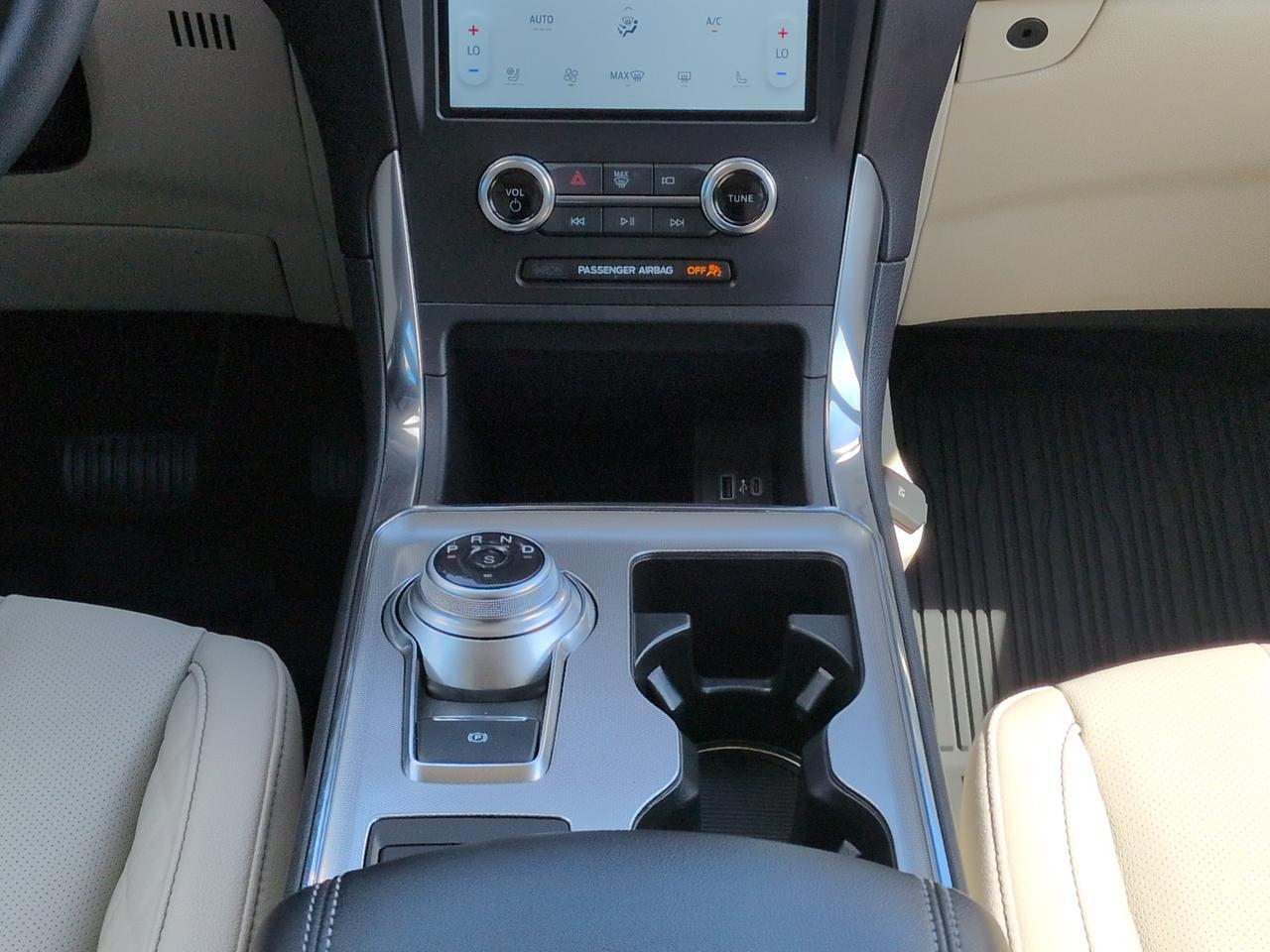 2024 Ford Edge Titanium Winder GA