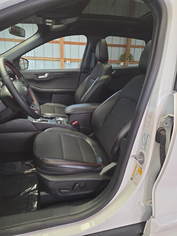 2024 Ford Escape Sand Lake NY