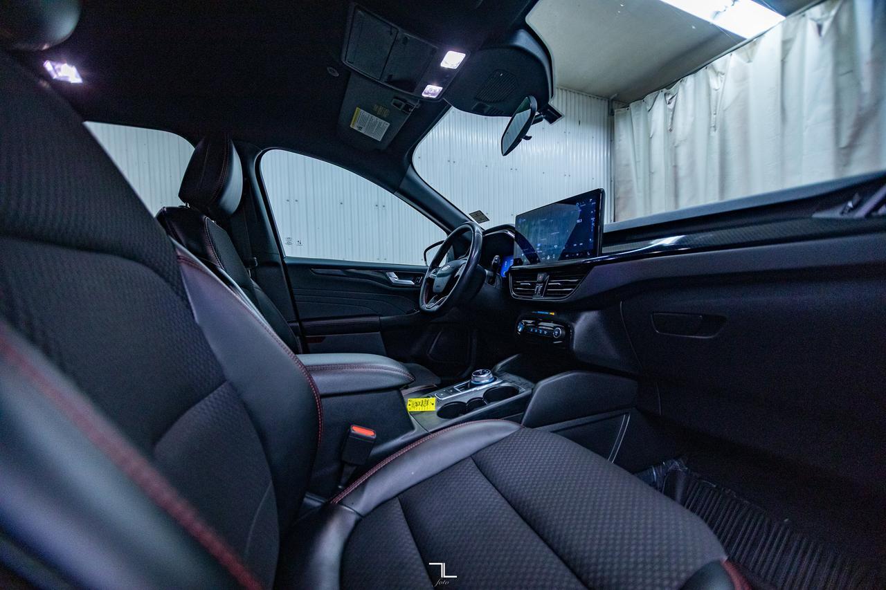 2024 Ford Escape AWD ST Line Leather Nav BCam Red Deer AB