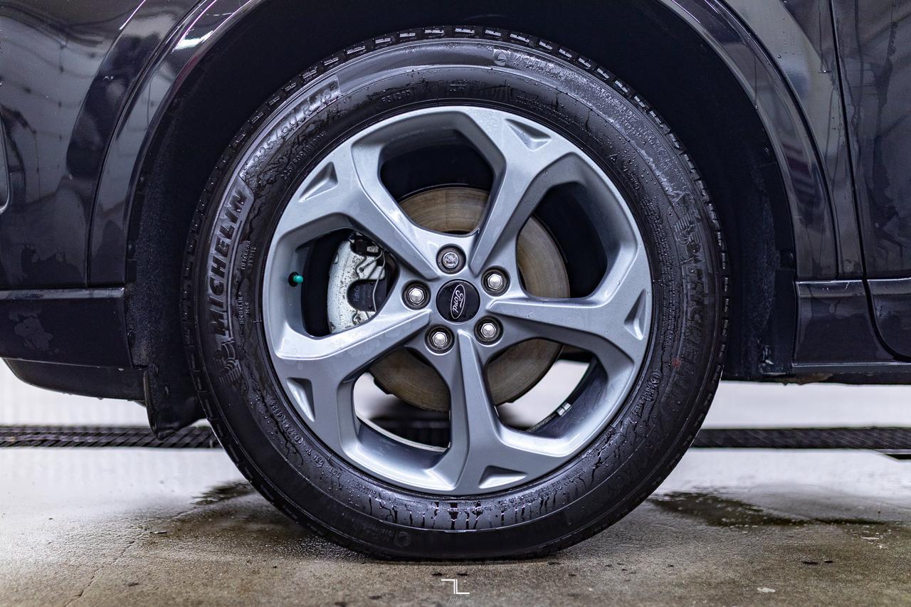 2024 Ford Escape AWD ST Line Leather Nav BCam Red Deer AB