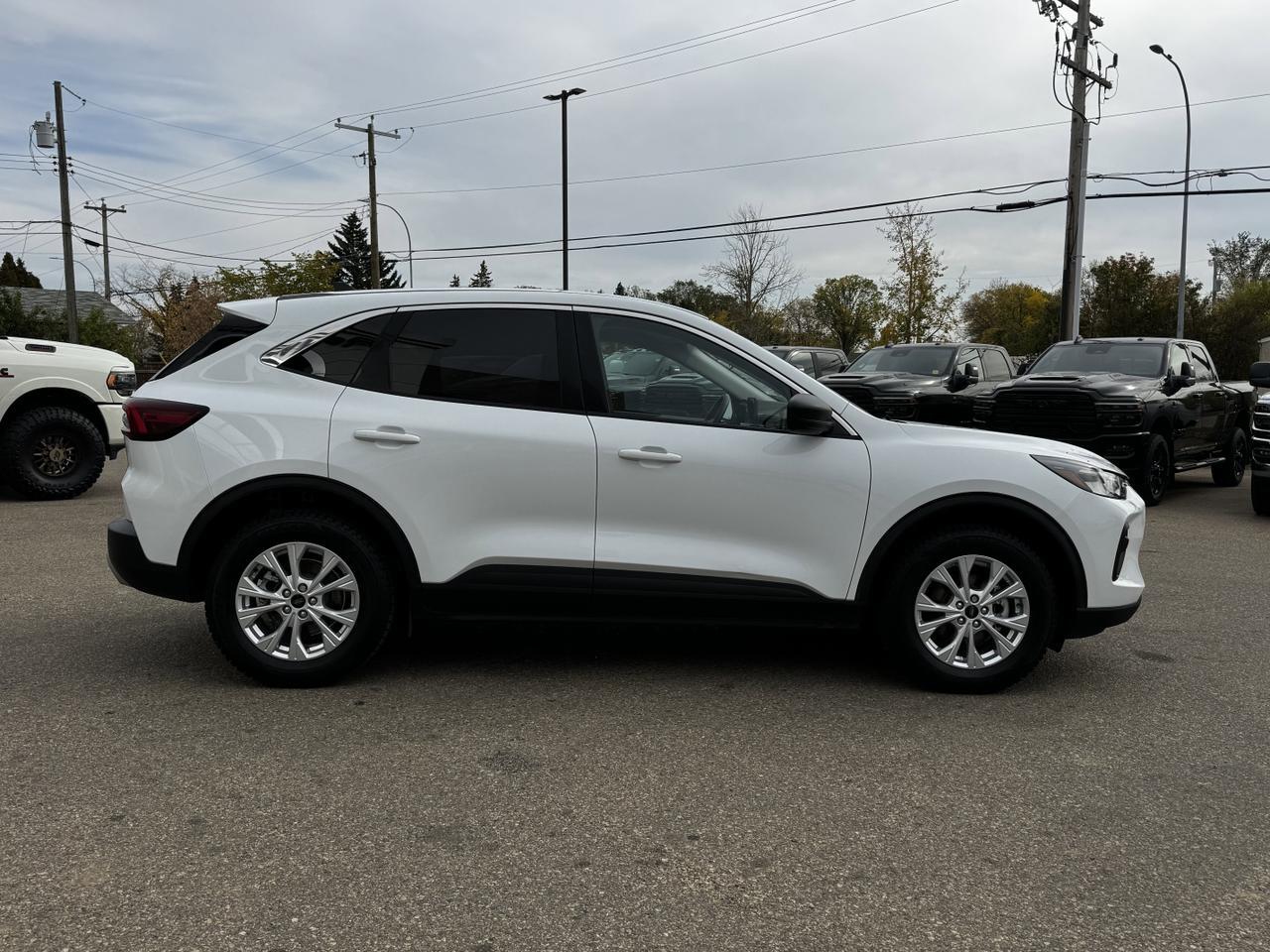 2024 Ford Escape Active AWD SUV | Low KMs | EcoBoost | SYNC4 Redwater AB