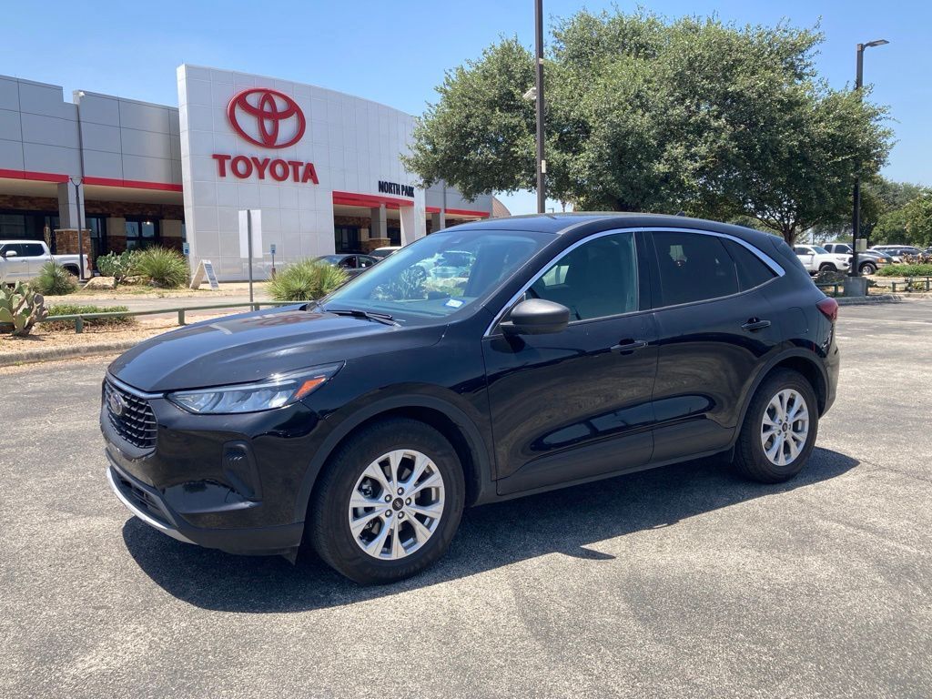 2024 Ford Escape