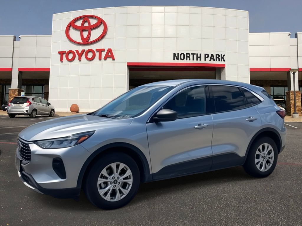 2024 Ford Escape