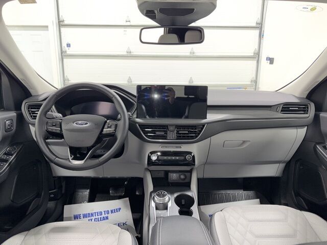 2024 Ford Escape Hybrid Platinum Pine River MN